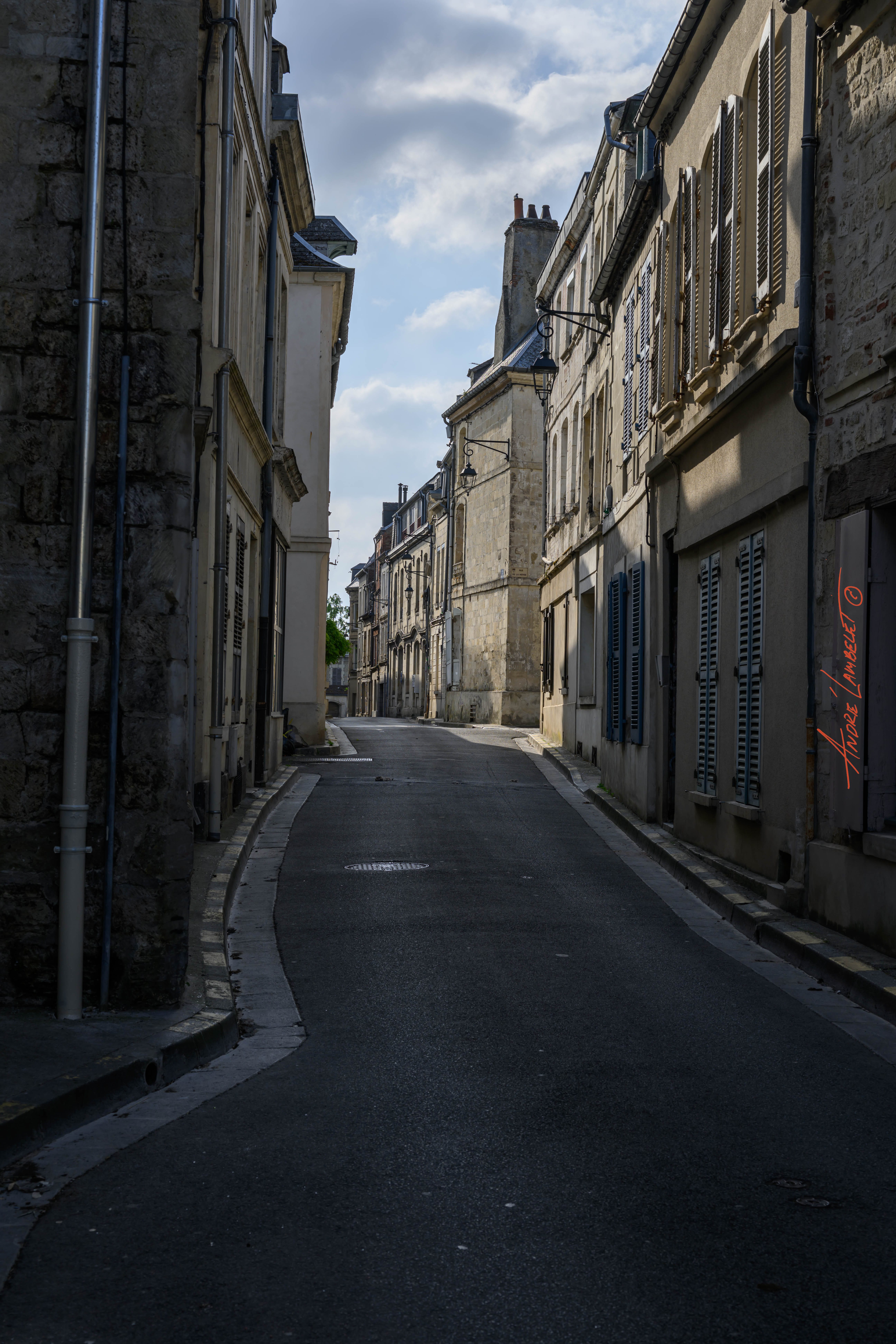 Sidewalks for stick figures